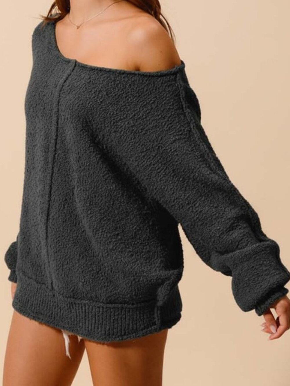 NWT So Me Charcoal Grey Exposed Seam Slouchy Boucle Sweater Size Small - Picture 2 of 8